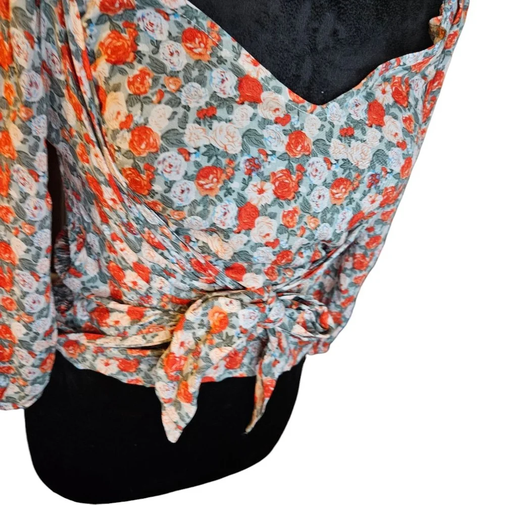 Sweet Lemon Flower Child Medium Sage 3/4 Sleeve Tie Front Crop Top - Picture 4 of 8